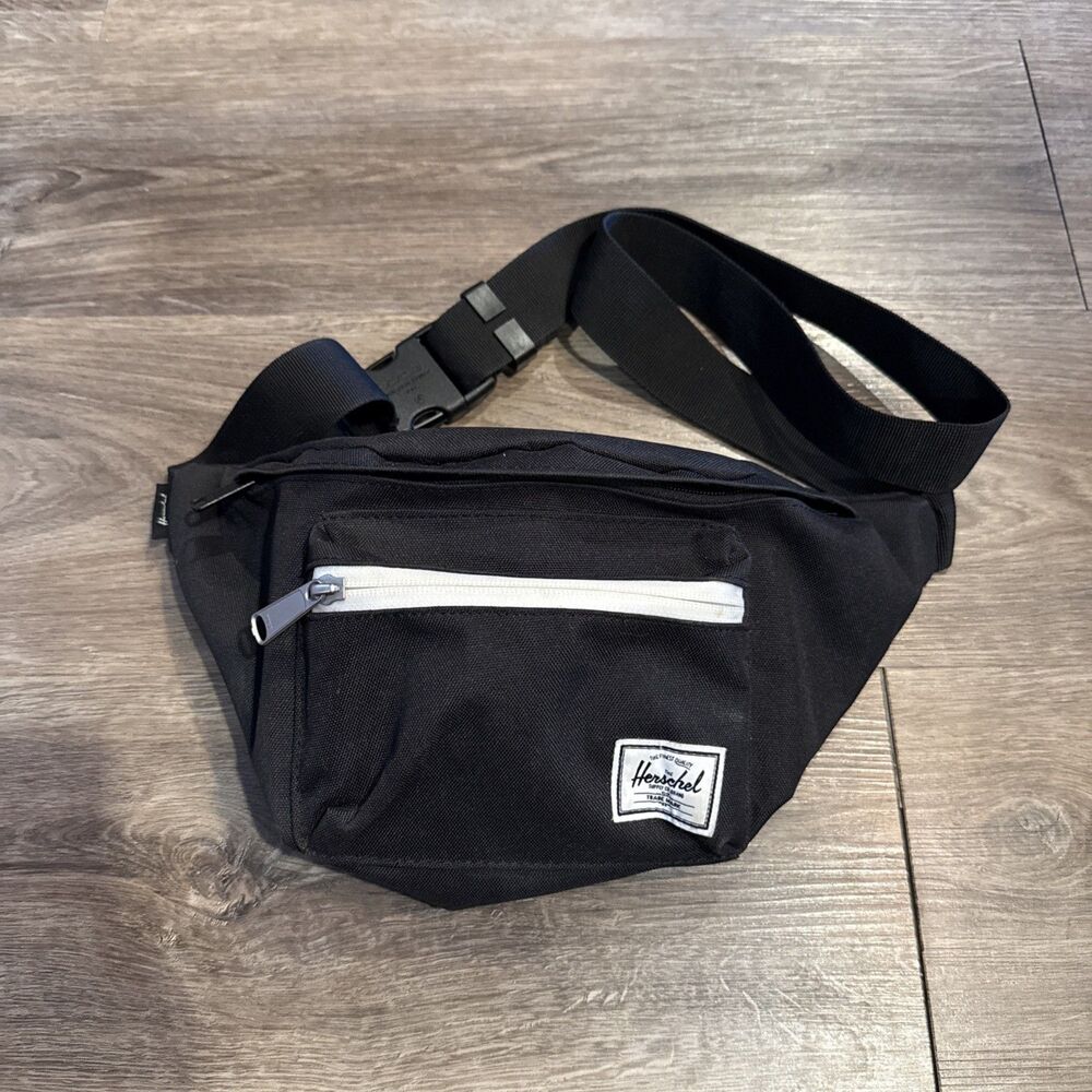 Herschel Supply Unisex Belt Bag Hip Fanny Pack 3.5L In Black